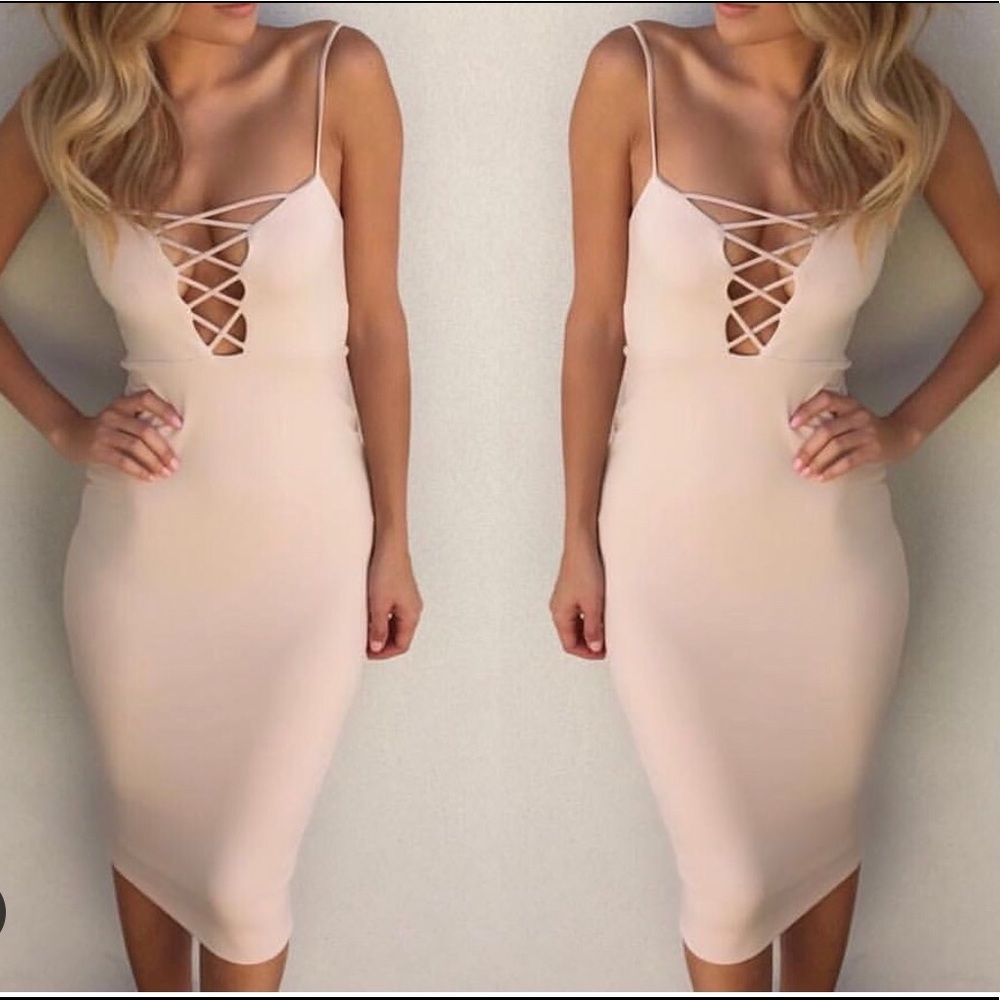 NWT Nookie Nude Bodycon Dress Sz 6 / US 0